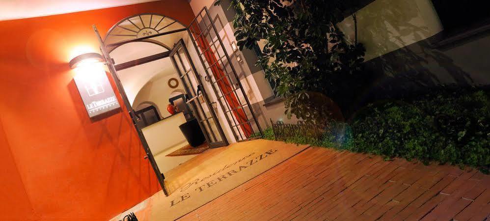 Le Terrazze Aparthotel Аласио Екстериор снимка